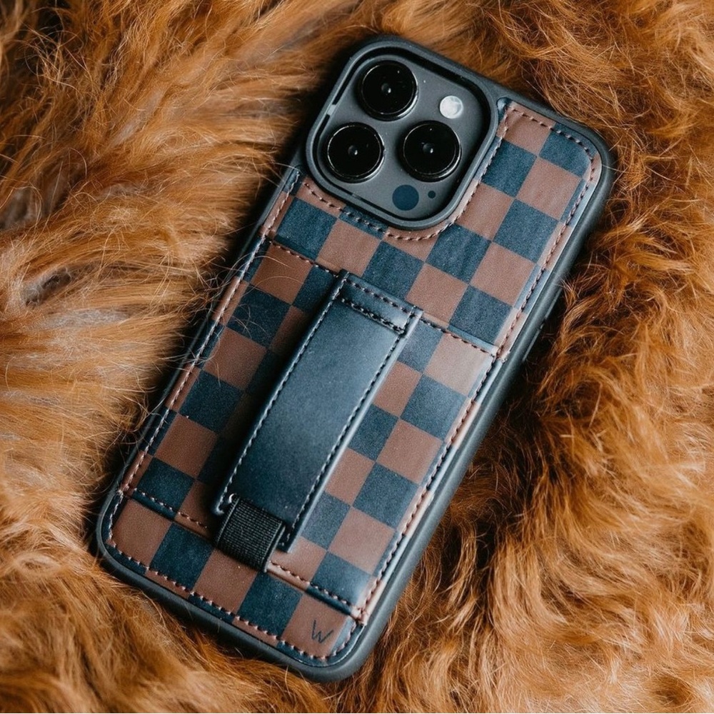 Chelsea Check by Aubree Says
iPhone 15 Pro Max